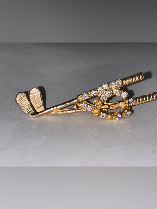 Accessories - Pin Brooch